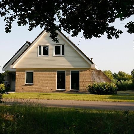Lush Holiday Villa At Lovely Location In Zeewolde Eksteriør bilde