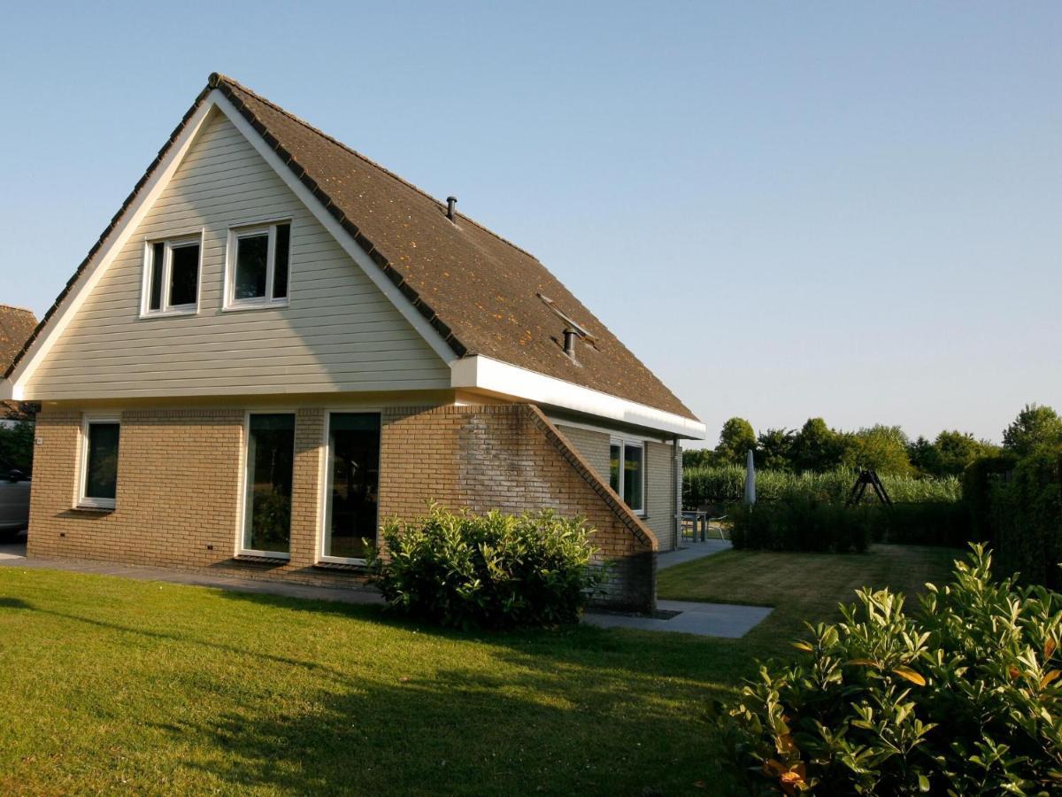 Lush Holiday Villa At Lovely Location In Zeewolde Eksteriør bilde