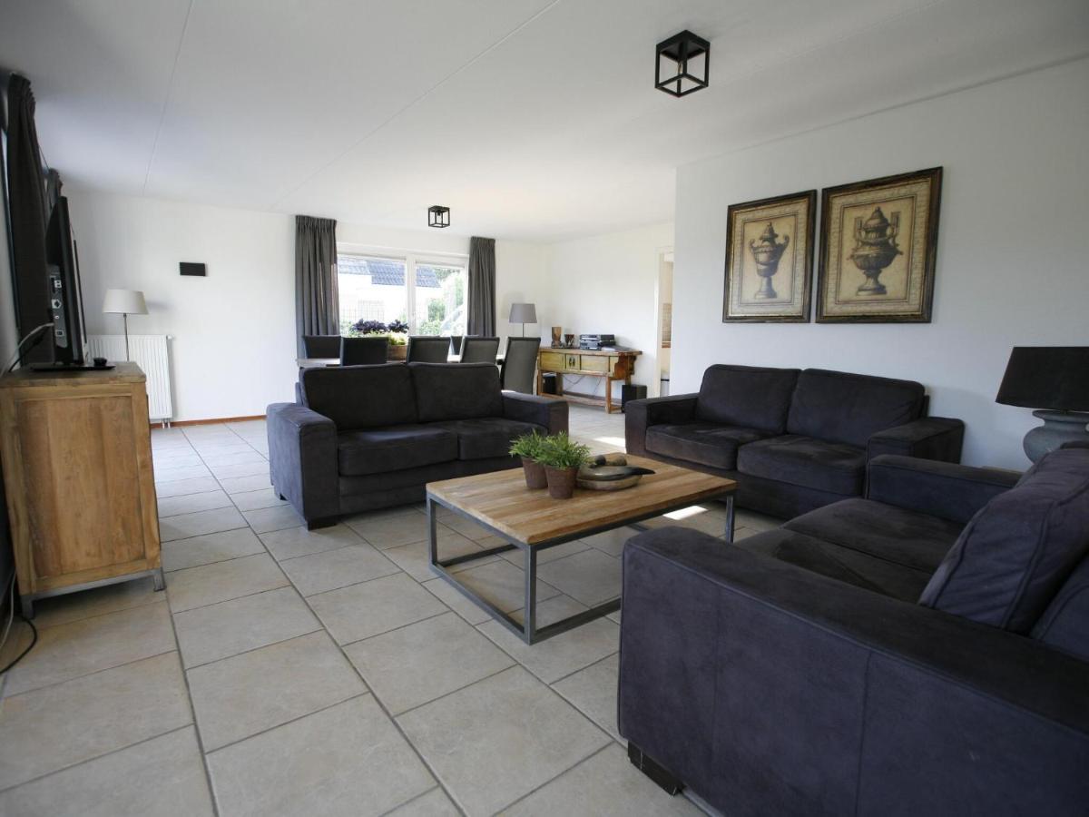 Lush Holiday Villa At Lovely Location In Zeewolde Eksteriør bilde